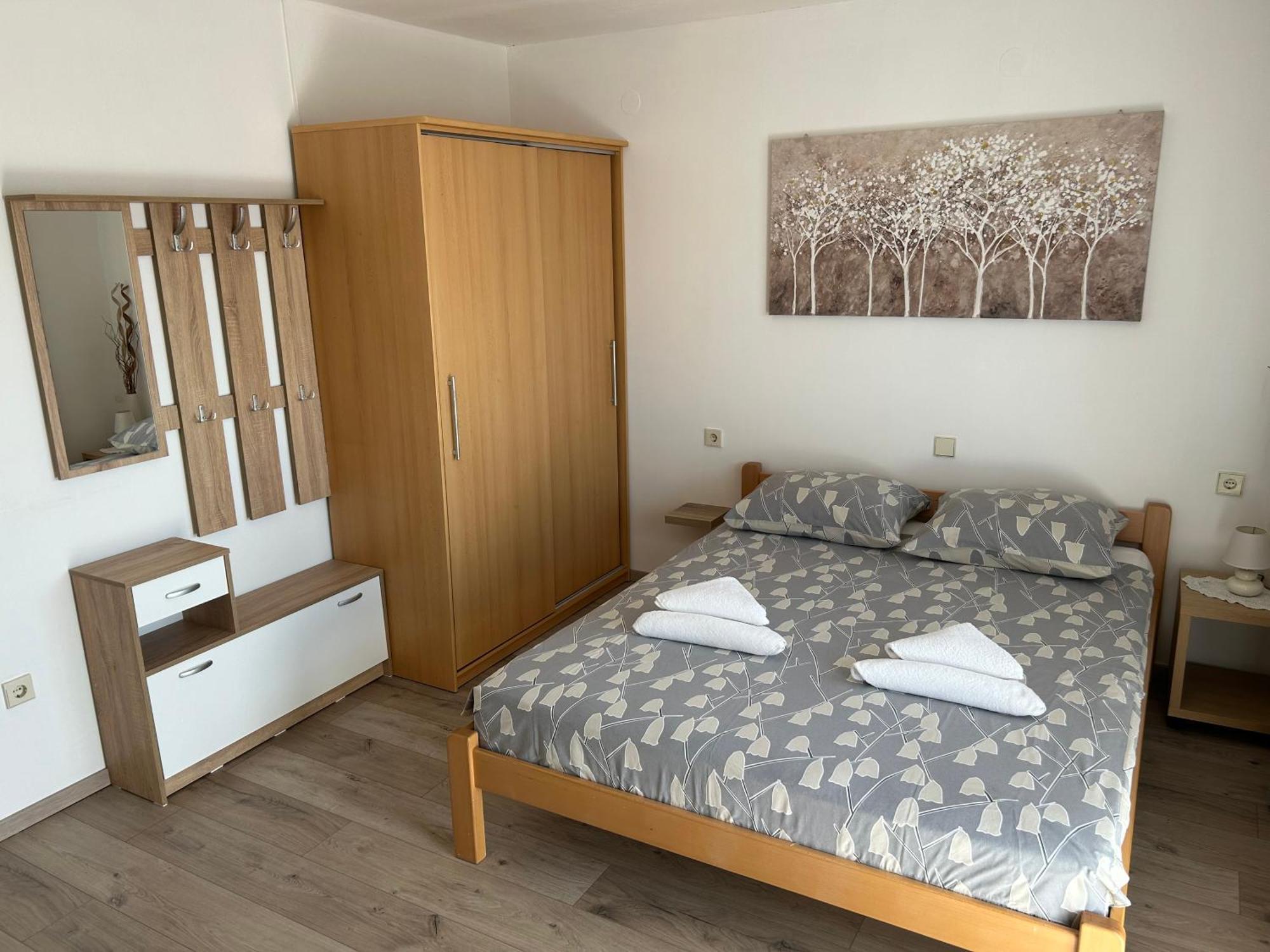 Apartments Marija Malinska Luaran gambar