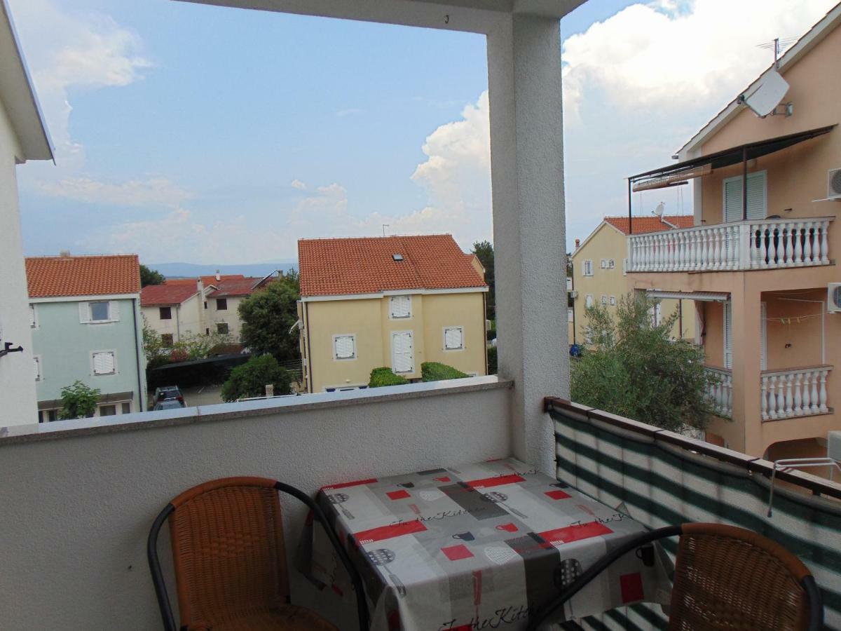 Apartments Marija Malinska Luaran gambar